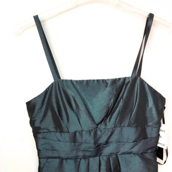 S.L. Fashions Emerald Green Taffeta Dance Dress - Picture 3 of 6